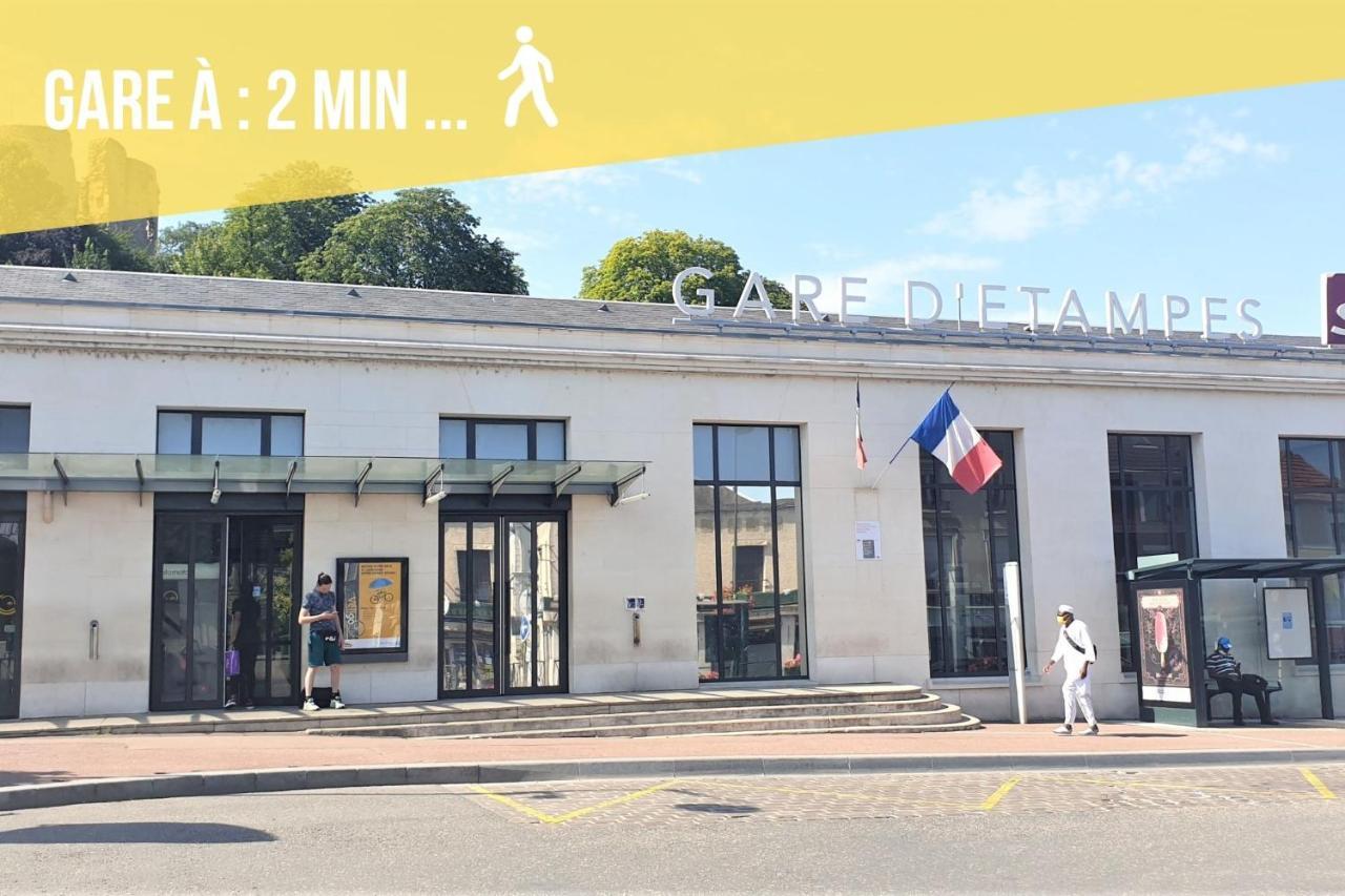 Voyage Au Coeur D Etampes Apartamento Exterior foto